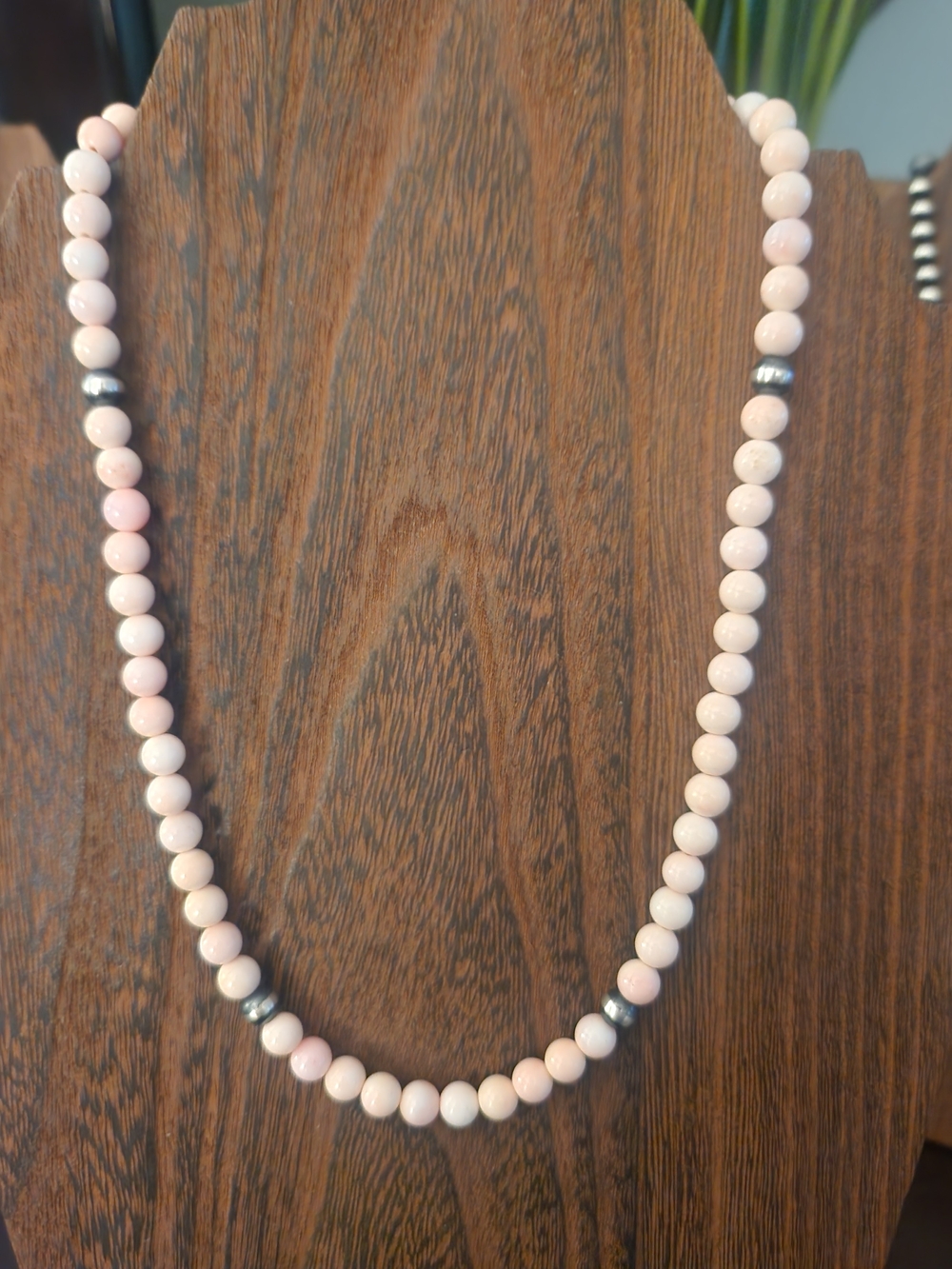 Pink Conch With Navajo Pearl 16in Necklace